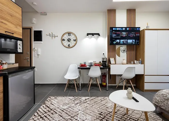 Your House ιι شقة سالونيك